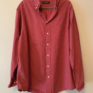 Roundtree & Yorke Men’s Dress Shirt